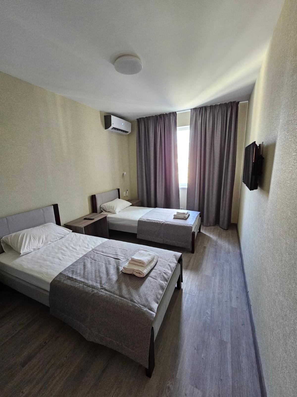 Hotel Mansarda Iris Kijów Zewnętrze zdjęcie