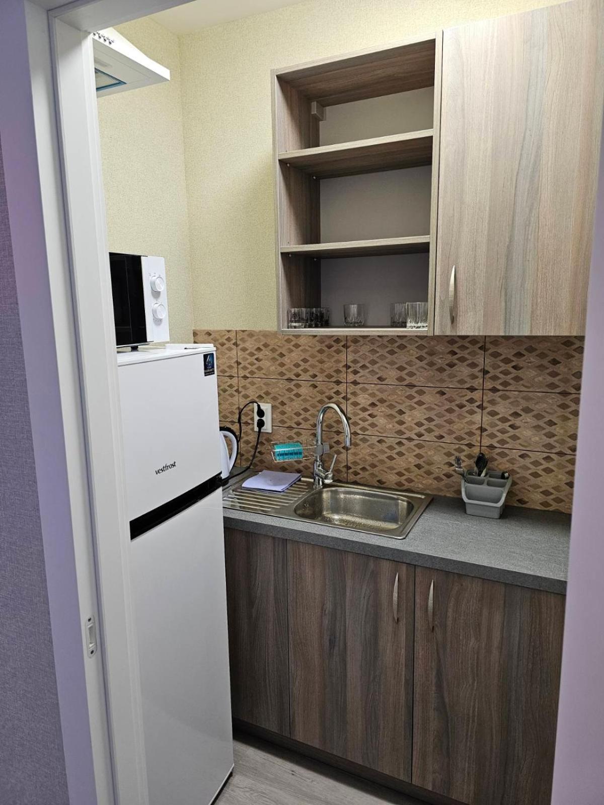 Hotel Mansarda Iris Kijów Zewnętrze zdjęcie
