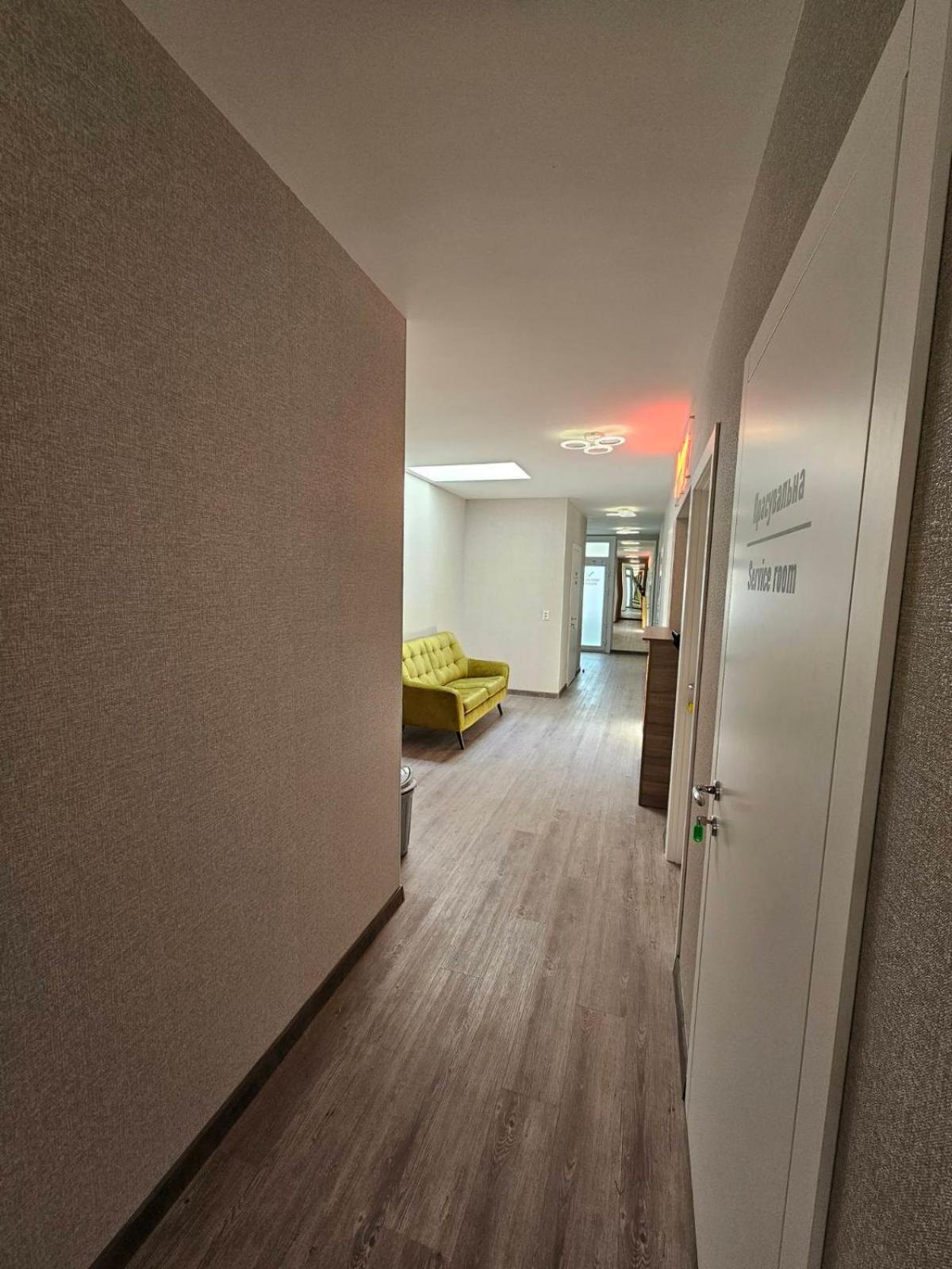 Hotel Mansarda Iris Kijów Zewnętrze zdjęcie